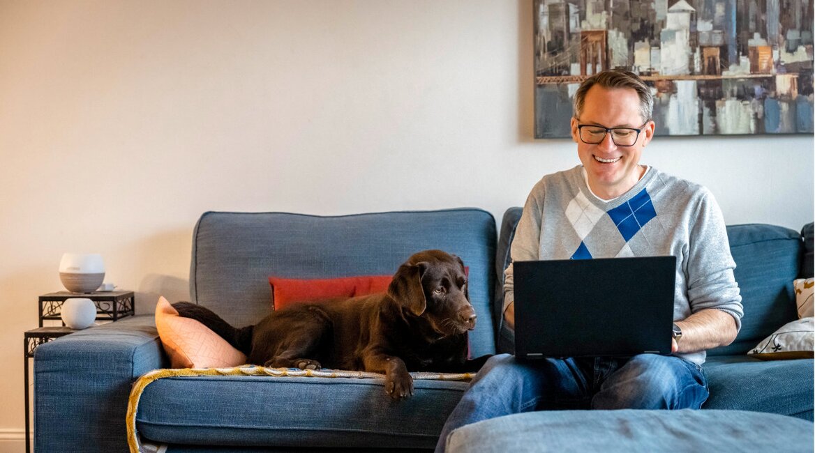 Fünf Minuten: Einfach, schnell und sicher verkauft Florian Giermann über die Online-Seite der Pfalzwerke seine THG-Quote. | © Marc Wilhelm