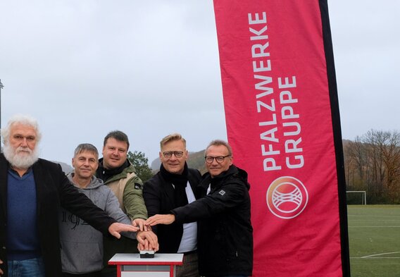 Teaser-Bild: Pfalzwerke sponsern **zehn PV-Anlagen**
