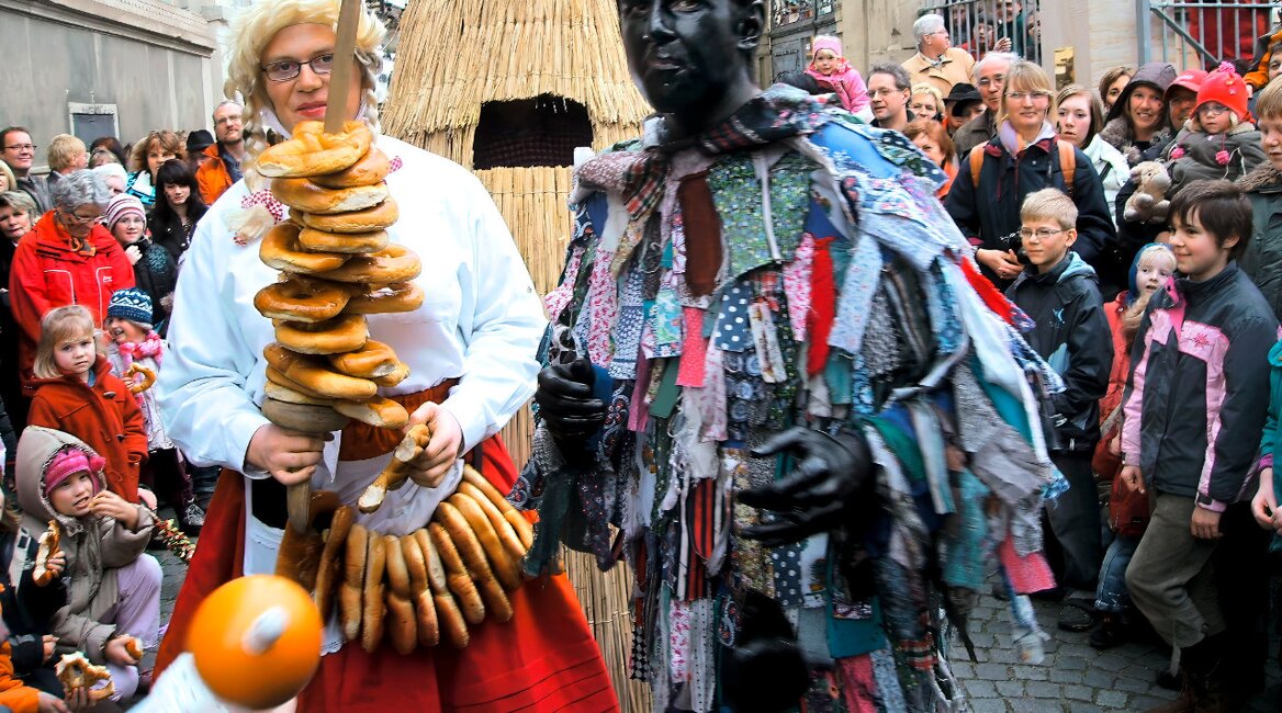 Traditionell findet in Forst das Hansel-Fingerhut-Spiel statt | © Brauchtumsverein Forst